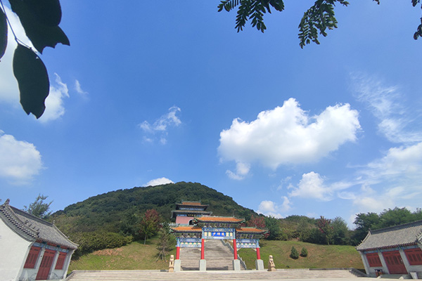 沈阳观陵山墓园